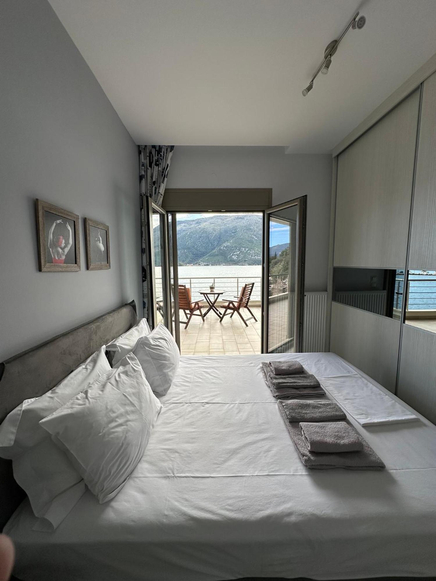 Ocean Views Plataria Exterior foto